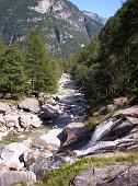 25 Panorama veso la valle